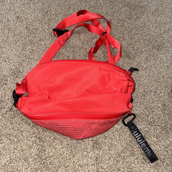 Lululemon All Hours Belt Bag O/S 4.5L Carnation Red CRNR Orange Red Discontinue Lululemon All Hours Belt Bag O/S 4.5L Carnation Red CRNR Orange Red Discontinue